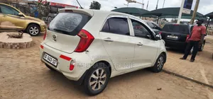 Kia Morning 2013 Off-White