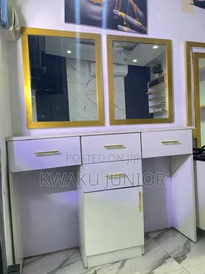 Salon and Makeup Setup Studio Equipment