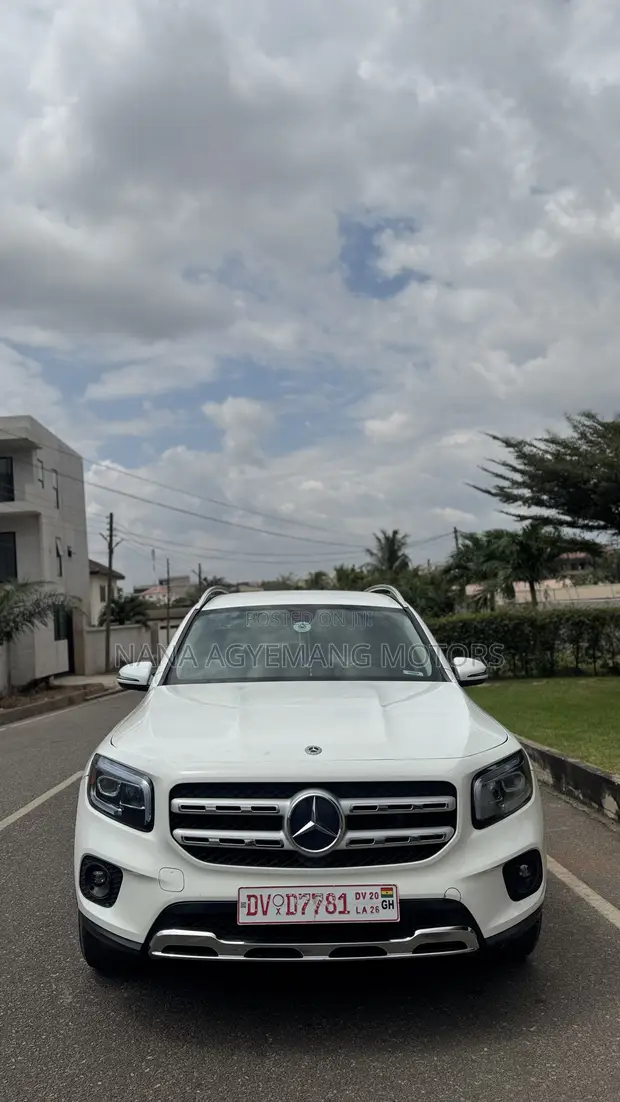 Mercedes-Benz GLB 250 4MATIC 2021 White - 1