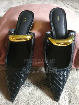 Brand New JW PEI Helena Woven Mules - Size 11