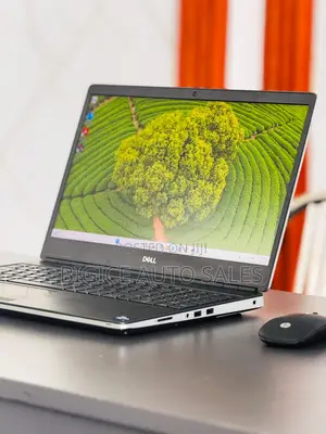 Dell Precision 7560 Laptop - Core i7, 32GB RAM, 512GB SSD
