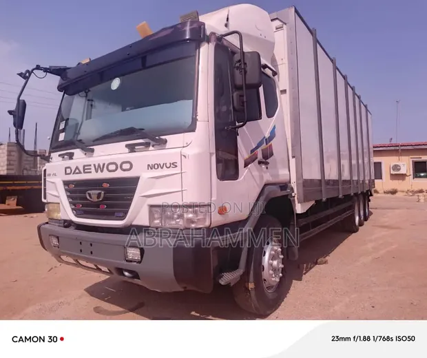 Daewoo Magnus 2006 White - 1
