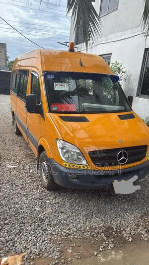 Mercedes-Benz Sprinter 2004 Bus