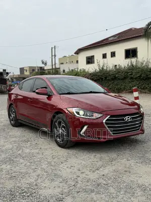 2017 Hyundai Elantra Limited Sedan FWD (2.0L 4cyl)
