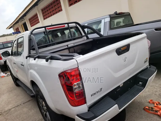 New Nissan Hardbody 2025 White - 1
