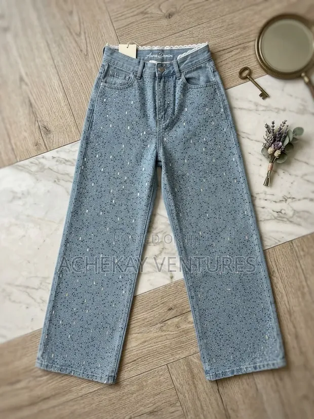 Luxury Ladies Wide-Leg Jeans - Size 32 - 1