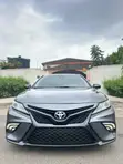 2020 Toyota Camry SE Nightshade FWD Gray - 5