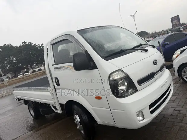 Kia Bongo III Truck - 1