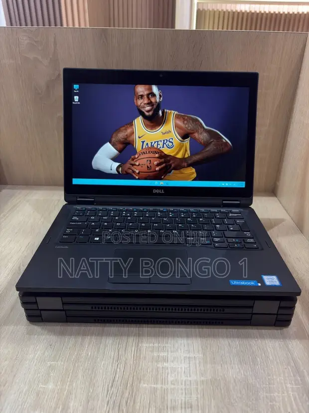 Dell Latitude 12 5289 13.3" 2-in-1 Laptop - 1