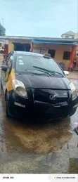 Toyota Vitz 1.3 FWD 3dr 2010 Black - 3