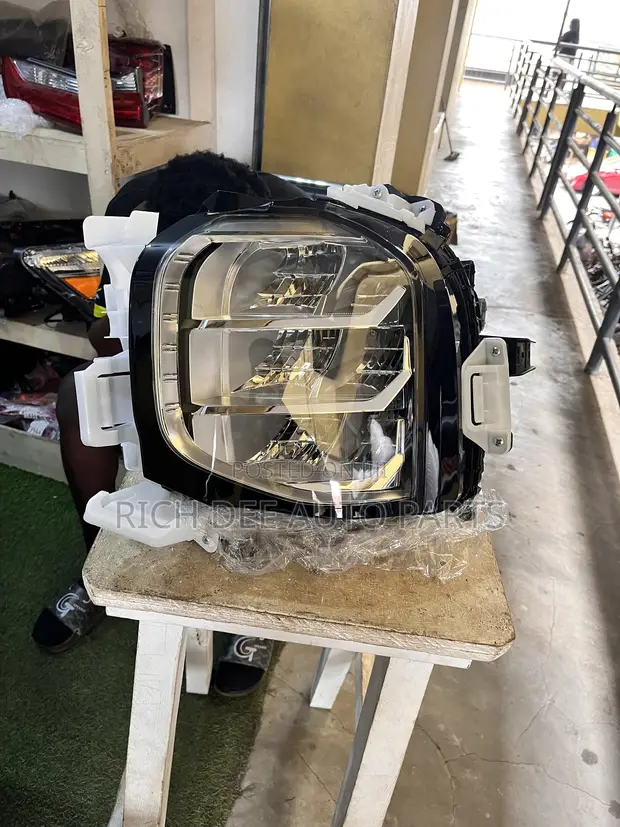 Mitsubishi Outlander 2022-2025 Lower Headlight - 1