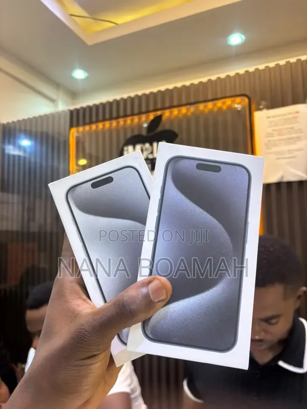 New Apple iPhone 15 Pro 256GB Silver - 1