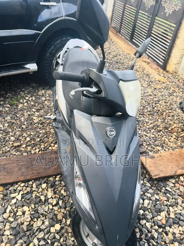 SYM Mio Scooter 2019 - Black - 1