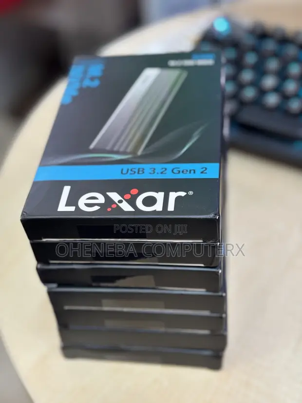 Lexar E300 M.2 NVMe SSD Enclosure - USB 3.2 Gen 2 Type-C - 1