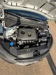 Hyundai Elantra 2019 Silver - 2