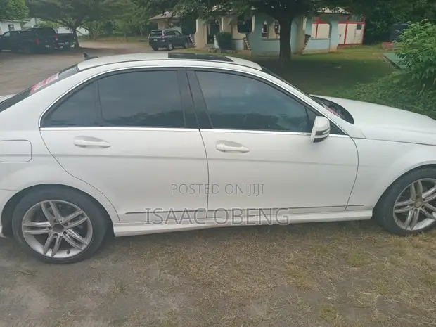 Mercedes-Benz C250 2014 White - 1