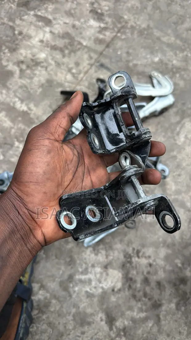 Honda HR-V Front and Rear Door Hinges - 1