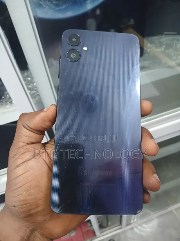 Samsung Galaxy A05 64GB Blue - 1