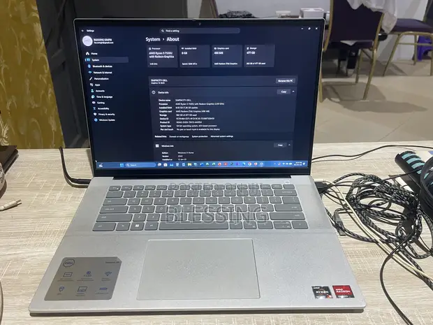 Dell Inspiron 16 5635 Laptop - Ryzen 5, 8GB RAM, 512GB SSD - 1