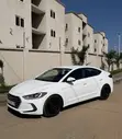 2018 Hyundai Elantra SEL White - 2