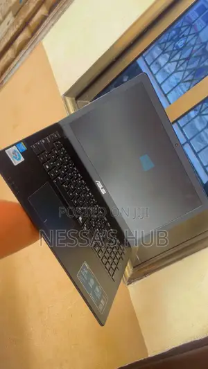 Used Asus E406SA Laptop - 4GB RAM, 500GB HDD