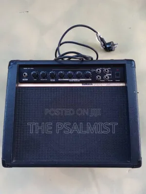 Yamaha AR1500 Guitar Amplifier