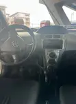 Toyota Yaris 2010 White - 4