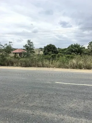 Main Road Land for Sale at Gomoa Ojobi