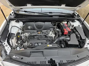 2020 Toyota Camry SE FWD White