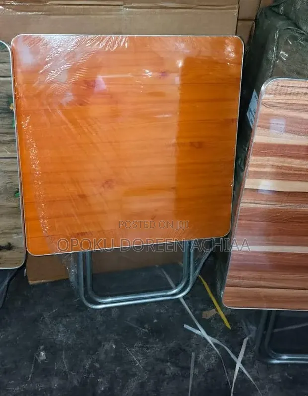 Foldable Table - 1
