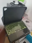 iPad Air 1/2, 5th/6th Gen 9.7" Smart Keyboard Case - 2