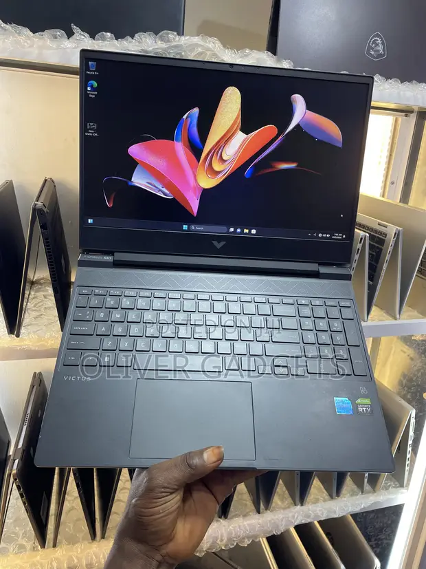 HP Victus 15 Gaming Laptop - Intel Core i5, 16GB RAM, 512GB SSD - 1