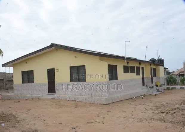 4 Bedroom House for Sale in New Town, Teshie - 1