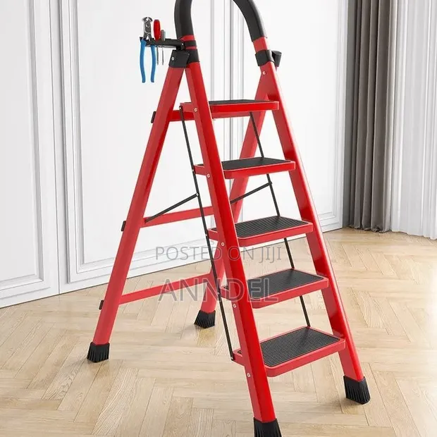 Brand New Multifunctional Aluminium Ladder (6 Steps) - 1