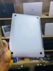 Apple MacBook 2020 13" 8GB RAM Intel Core i5 512GB SSD - 3