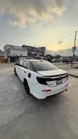 Toyota Camry LE 2013 White - 2
