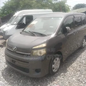 Toyota Voxy 2012 Black