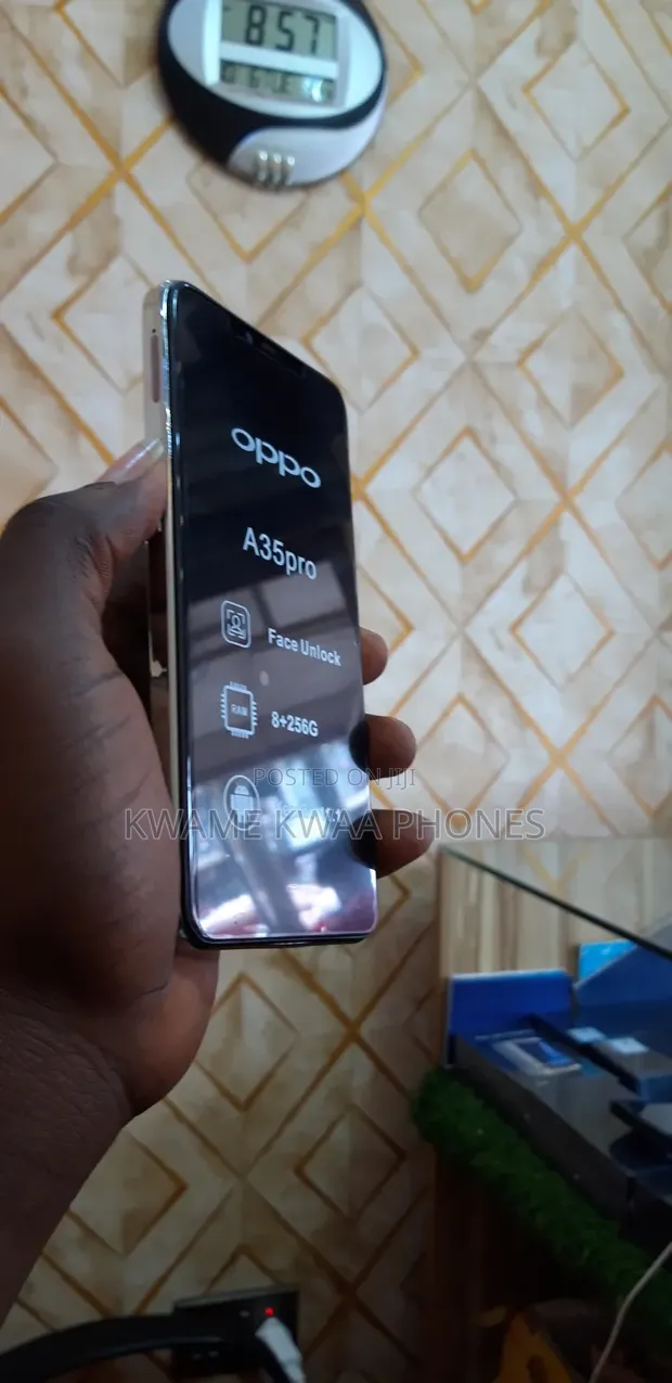 New Oppo A56 5G 256GB White - 1