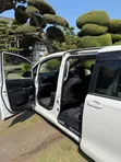Toyota Voxy Hybrid X 2WD 7-Seater 2015 White - 3
