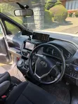 Toyota Voxy Hybrid X 2WD 7-Seater 2015 White - 5