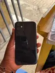 Apple iPhone 11 64GB Black - 1