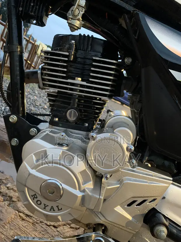 Royal Motorcycle 2026 Black - 1