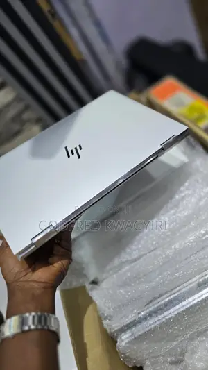 New HP EliteBook 1040 G8 Laptop