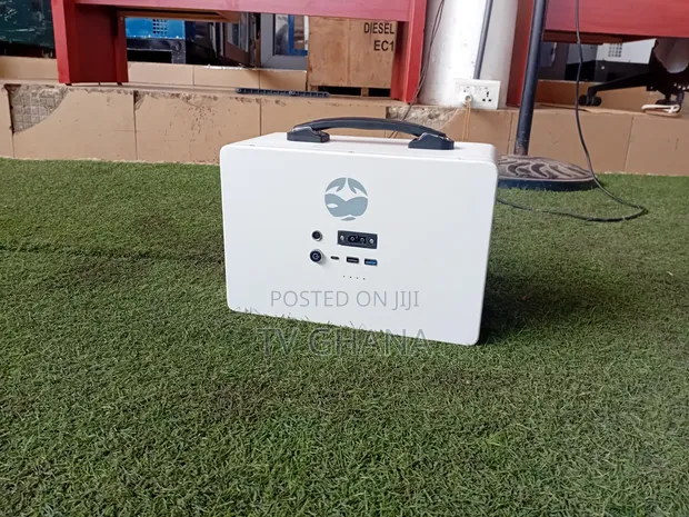 NEO Earth 300W Portable Power Supply - 1