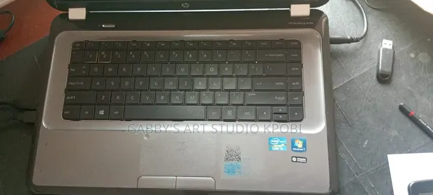 HP 14-dq1025cl Laptop - Intel Core i7, 4GB RAM, SSHD+SSD 32GB - 1
