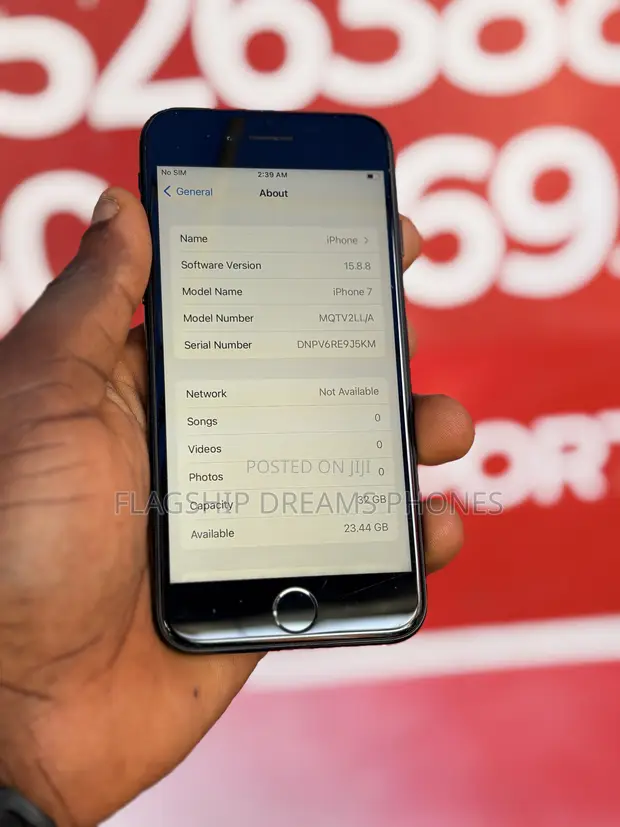 Apple iPhone 7 32GB Black - 1