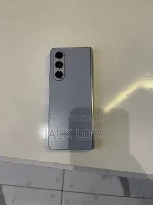 Samsung Galaxy Z Fold 5 256GB Gray