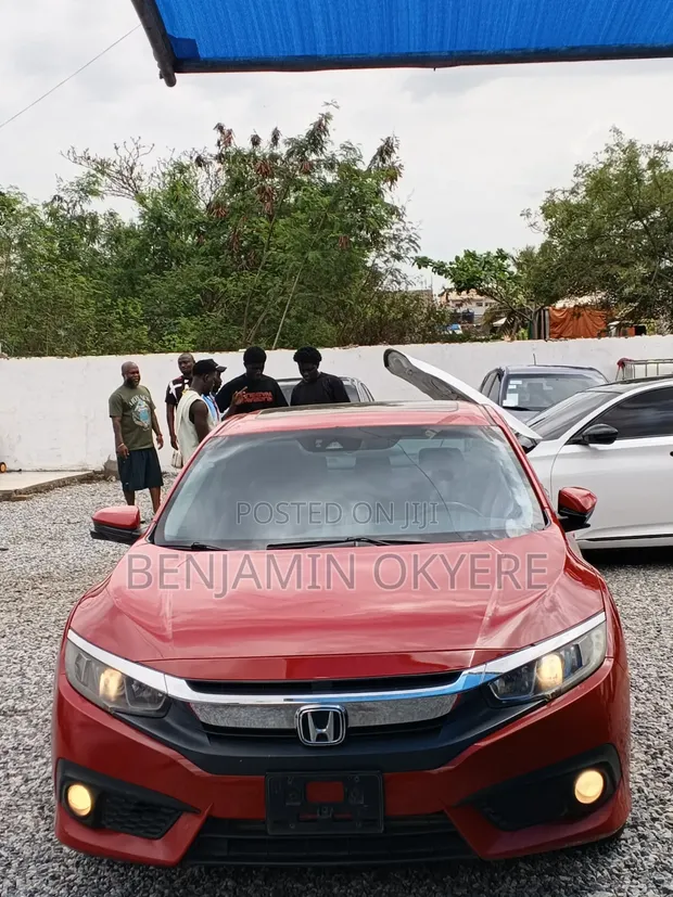Honda Civic 2018 Red - 1
