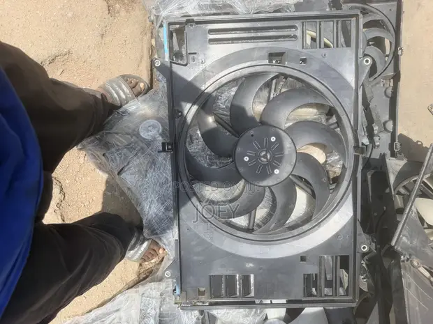 Mazda CX-9 Radiator Fan - 1