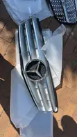 Mercedes-Benz Diamond-Style Front Radiator Grille - 3
